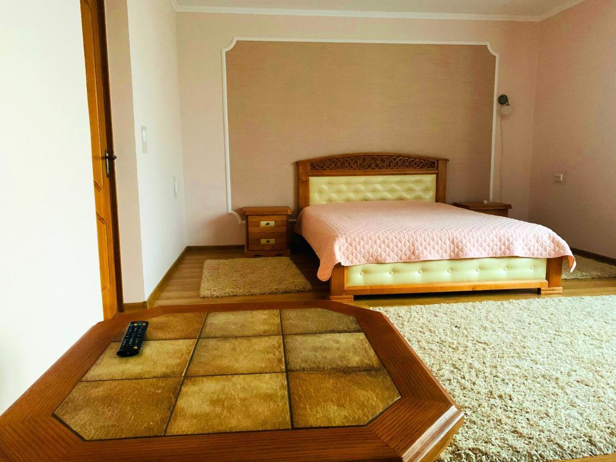فندق Зелений Дім - Viridi House مورشيم المظهر الخارجي الصورة